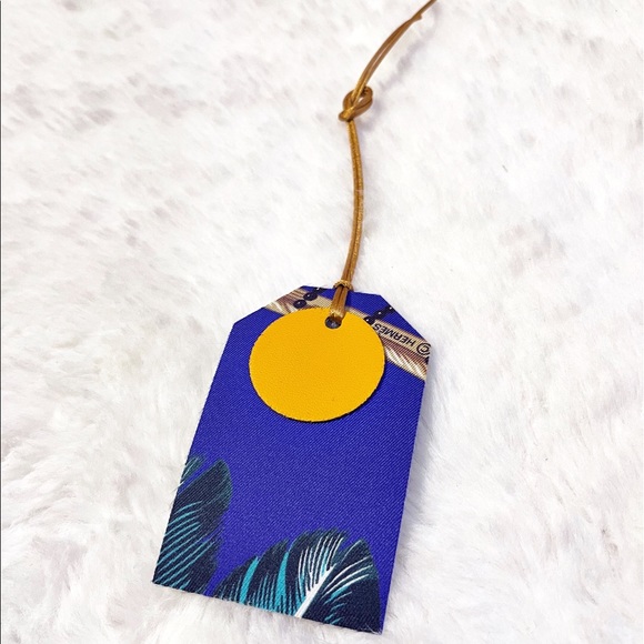 TRADED ✖️ - Picture 2 of 12